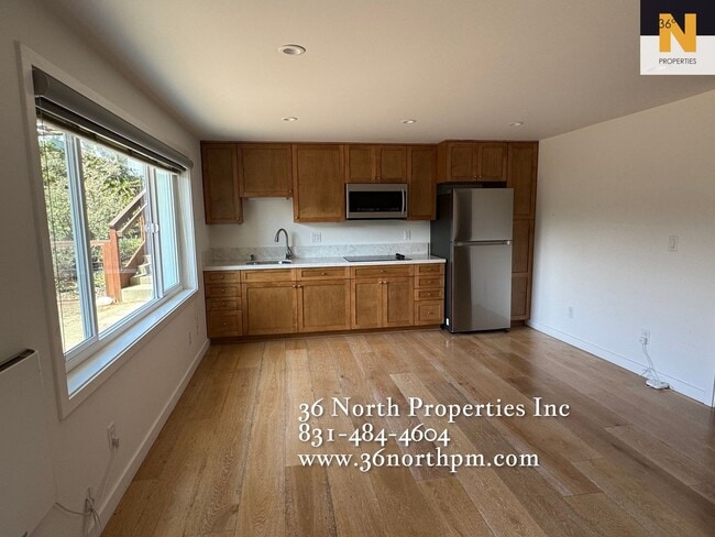 Building Photo - Hatton Fields Retreat with Guest Suite and...
