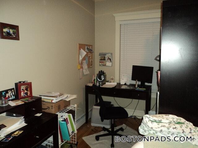 Building Photo - 117 Columbia St