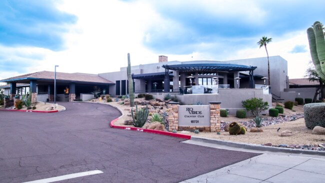 Building Photo - 3Bed/2Bath Home in Scottsdale w/ 2 Car Gar...