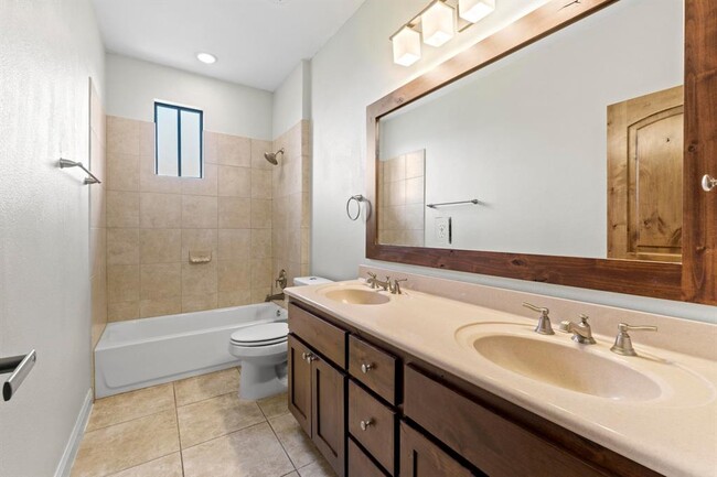 Building Photo - 4536 Berkman Dr