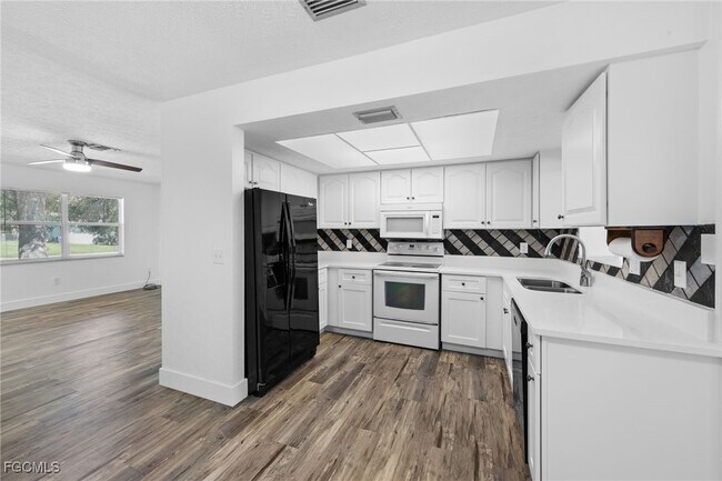 Building Photo - 2981 Ribbon Ct