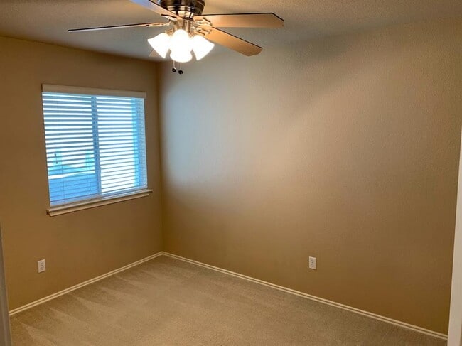 Building Photo - 11506 Bruce Jenner Ln