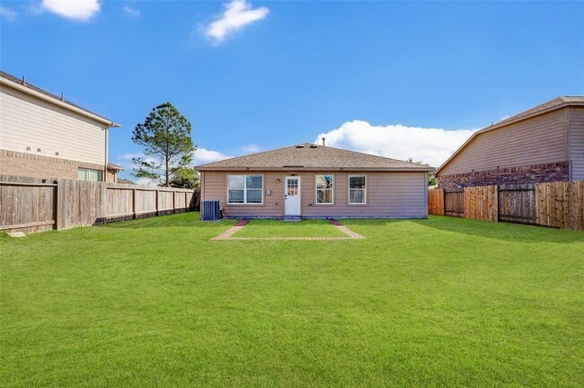 Building Photo - 9814 Garnet Springs Dr