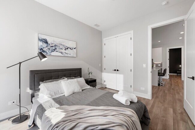 Building Photo - 1606 S Ashland Ave