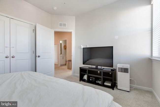 Building Photo - 7928 Patterson Wy