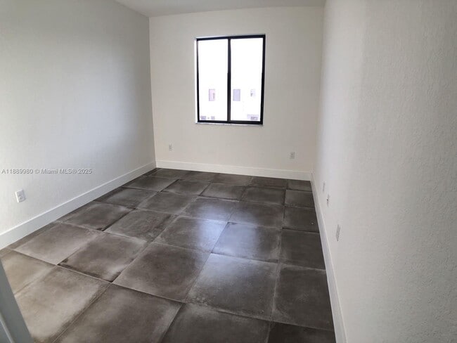 Building Photo - 497 SW 91st Ct