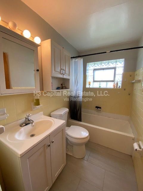 Building Photo - 2565 Boyle Ave