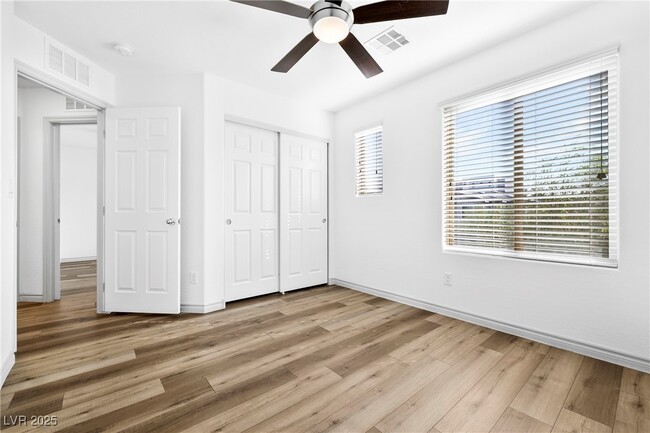 Building Photo - 900 Bluebell Brook St