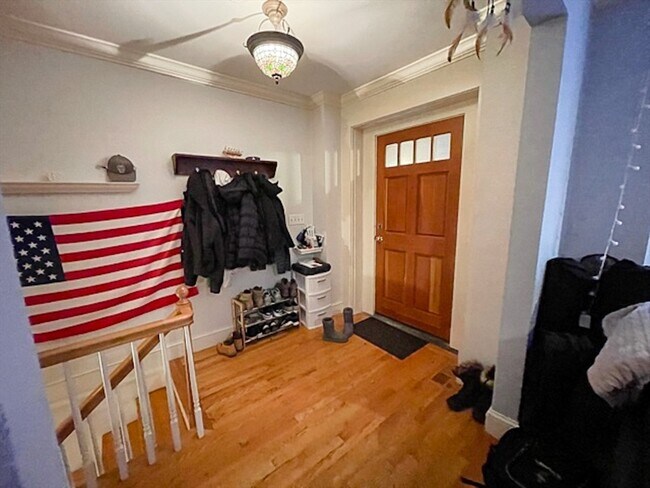 Building Photo - 57 Dwight St