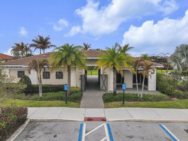 Building Photo - 9399 SW Pepoli Way