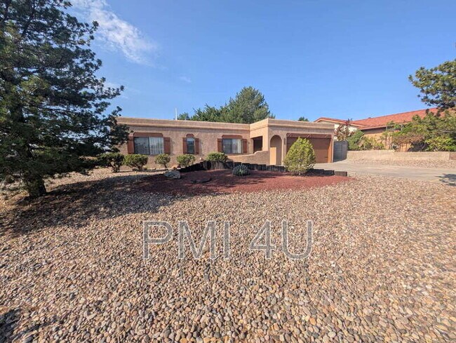 Building Photo - 4800 Choctaw Trail NW