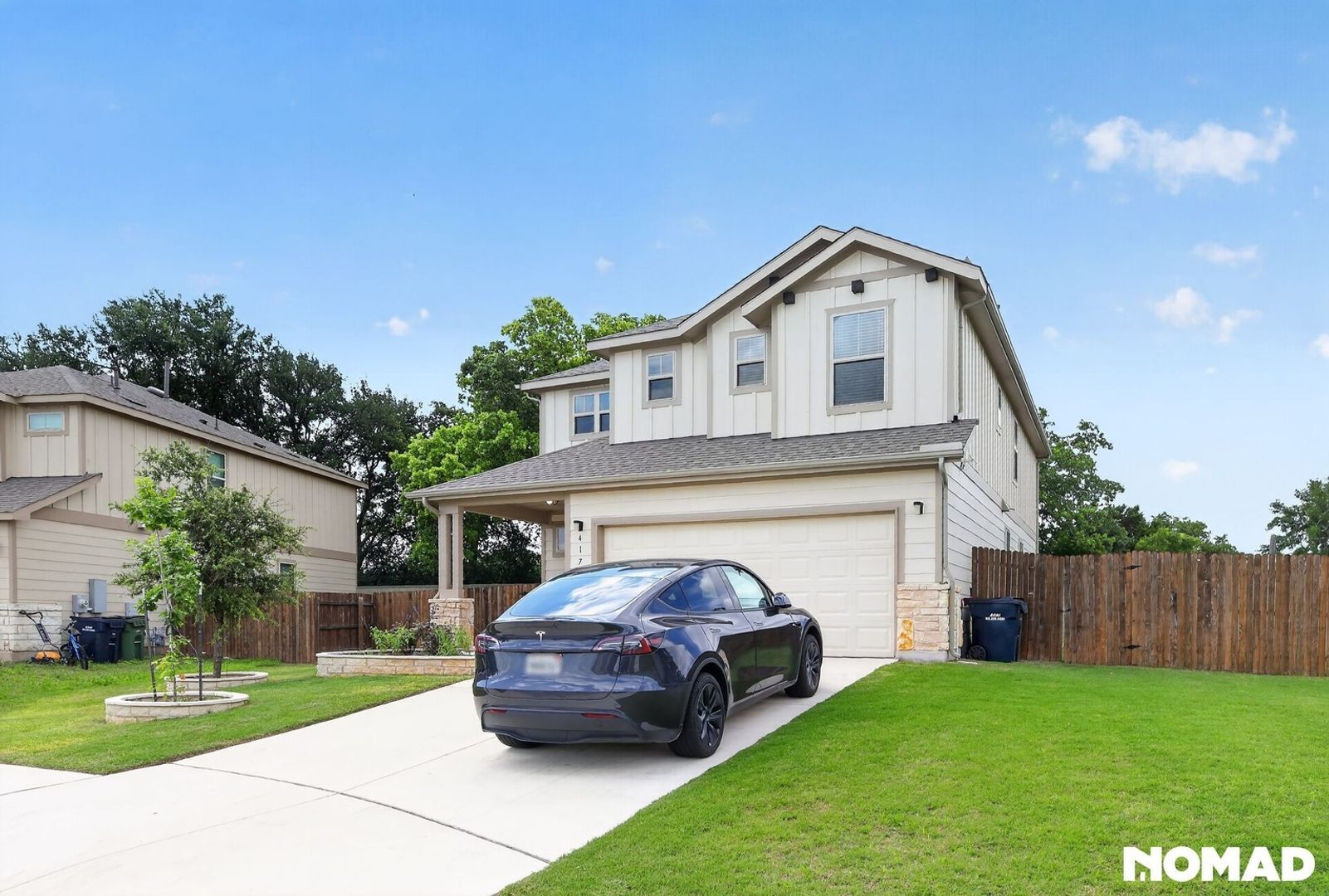 Building Photo - 417 Ln Dera Dr
