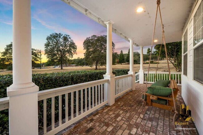 Building Photo - 5291 Bryant Rd