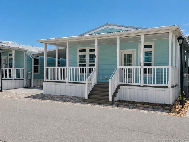 Building Photo - 35 NE Nautical Dr