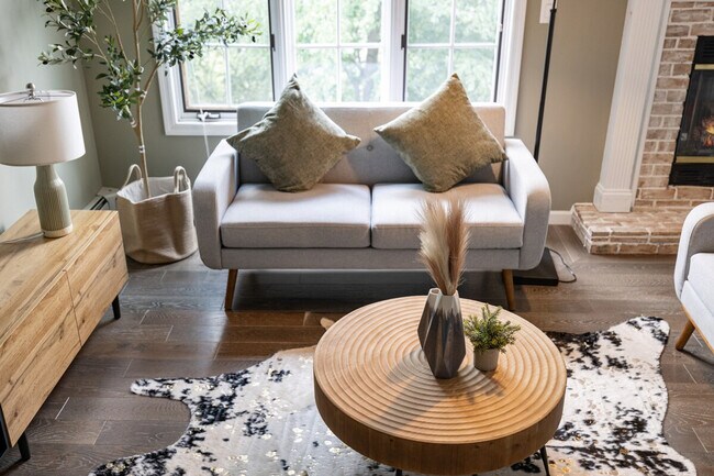 Building Photo - 321 Museum Village Rd