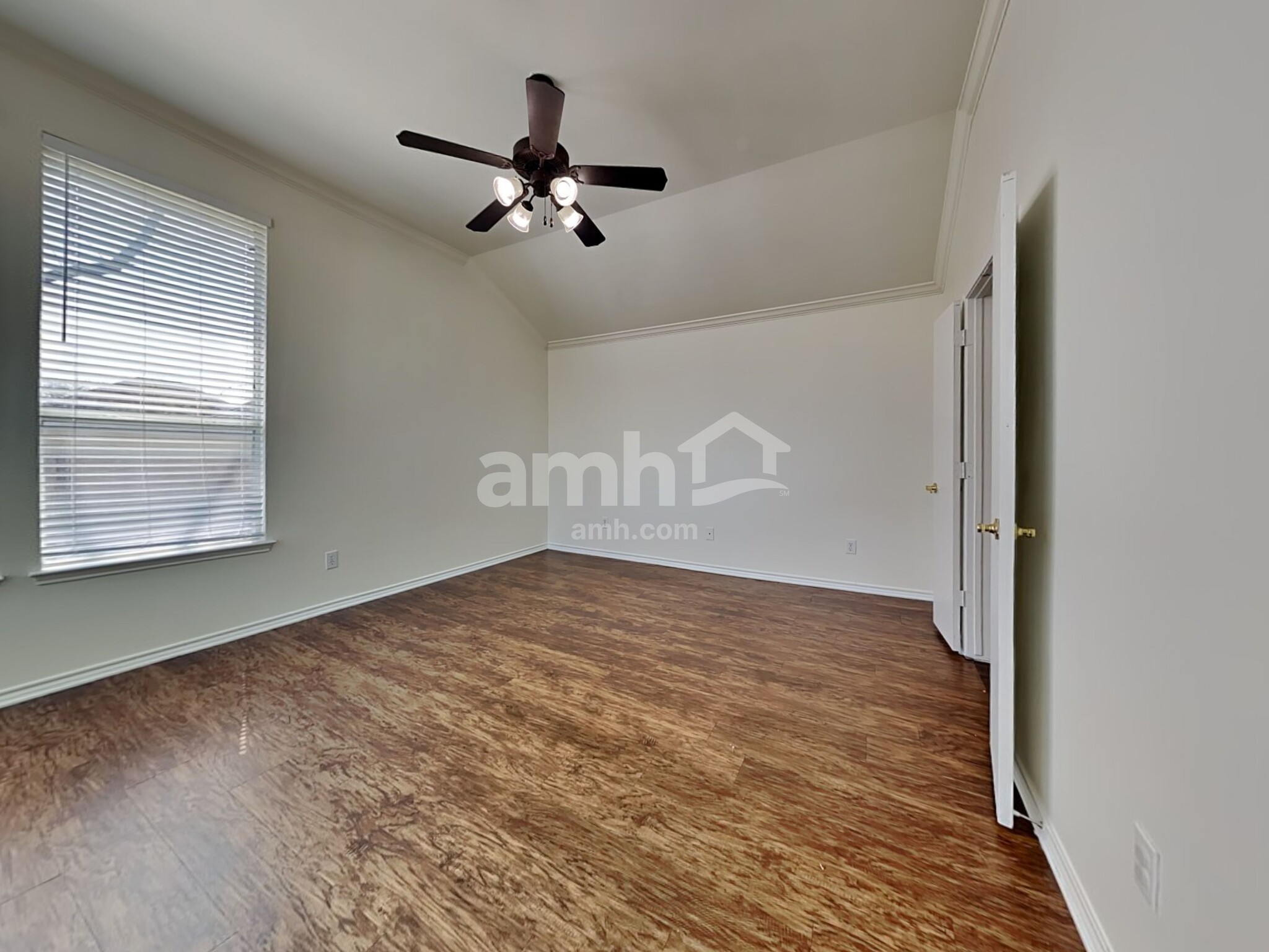 Building Photo - 8601 Lariat Cir