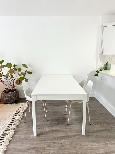 Dining area - 6863 NW 2nd Ave