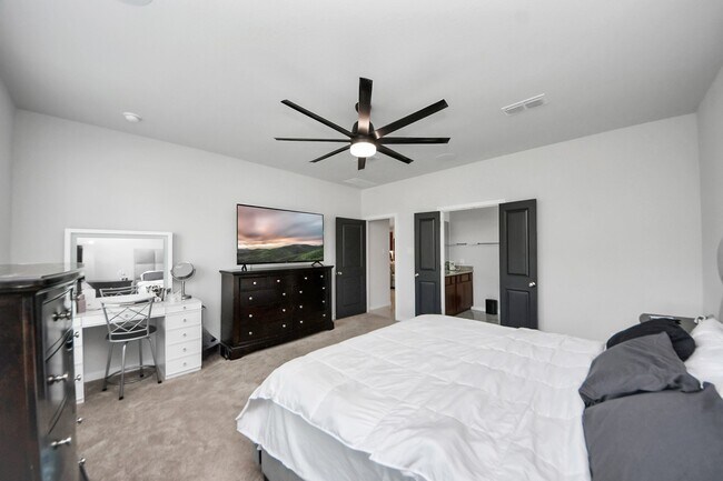 Building Photo - 21638 Laggan Clf Ln