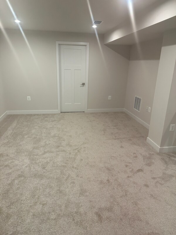 Building Photo - 8905 Blackthorne Pl