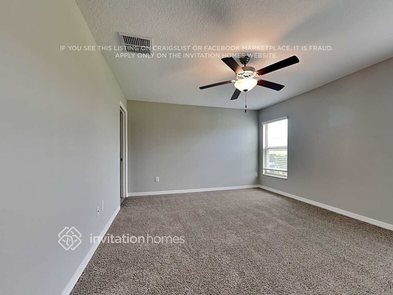 Building Photo - 1561 Blue Rose Dr