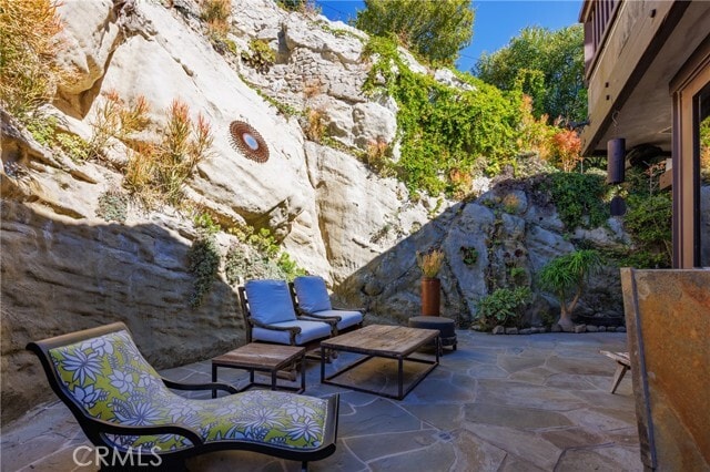 Building Photo - 266 Canyon Acres Dr