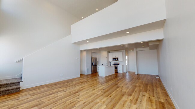 Building Photo - 547 W 1810 N