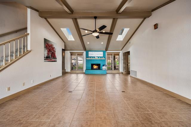 Building Photo - 18409 Shore Dr