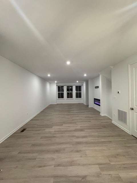 Family and Dining - 208 Douglas Way