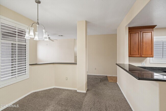 Building Photo - 11375 E Sahuaro Dr