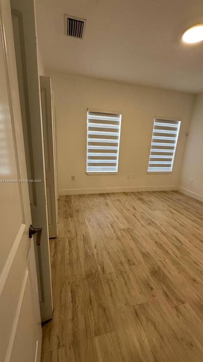 Building Photo - 22175 Miami Ave