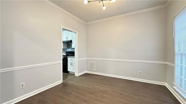 Building Photo - 430 Meadowfield Trail