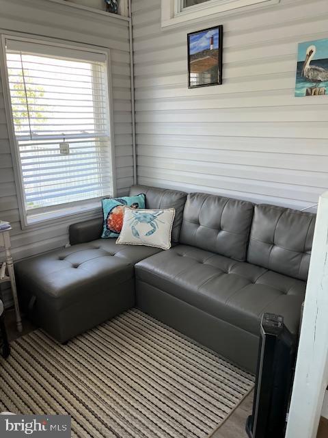 Building Photo - 24 W Greenwood Ave