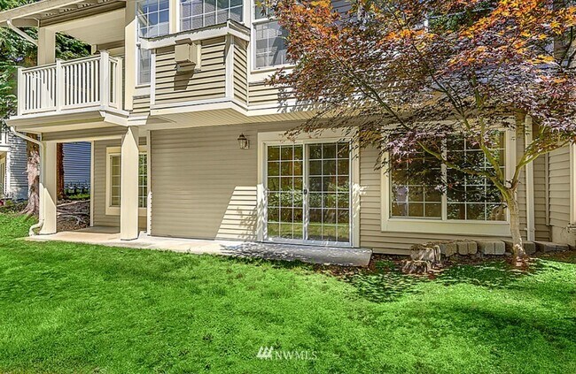 Building Photo - 18641 NE 55th Way