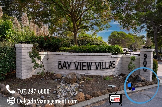 Building Photo - Benicia 2 bedroom condo