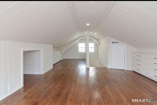 Building Photo - 453 Central Ave