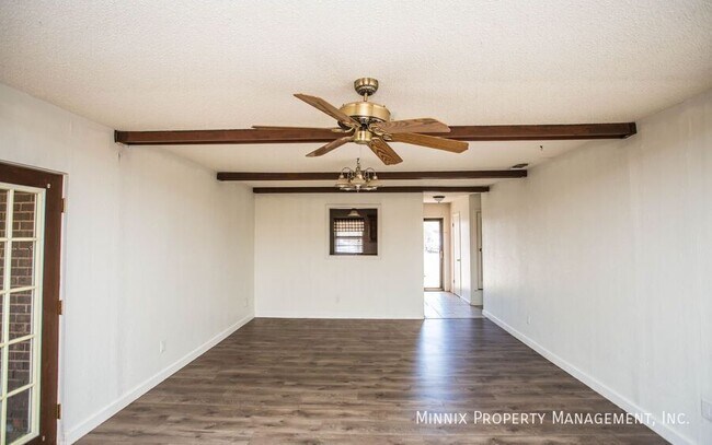 Building Photo - 4628 Kemper St