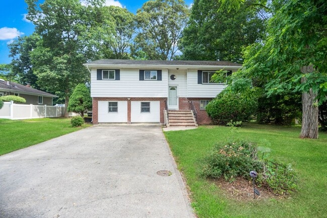 Building Photo - 39 Wolf hollow Rd