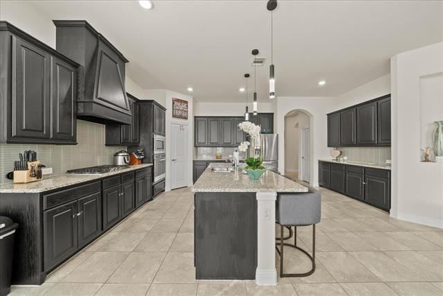 Building Photo - 1321 Benavites Dr