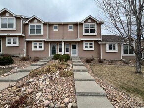 Building Photo - Fantastic Townhome in South Fort Collins