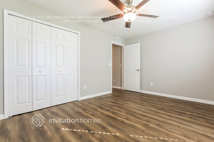 Building Photo - 6184 Hoffman St