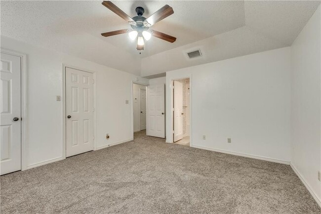 Building Photo - 2 Bedrooms, 2 Bathrooms, Near Northhaven &...