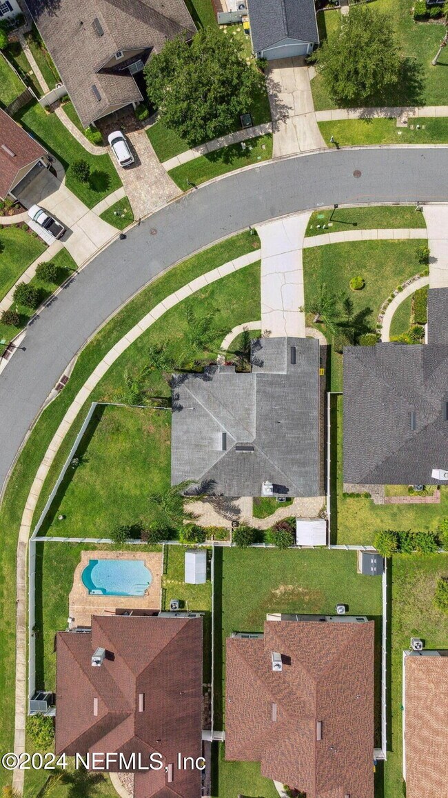 Building Photo - 13260 Bonaparte Ln