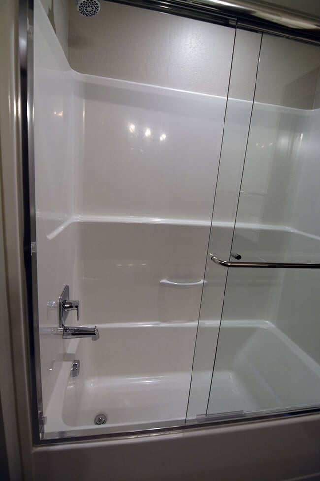 Building Photo - Luxury Condo, Center of Bozeman
