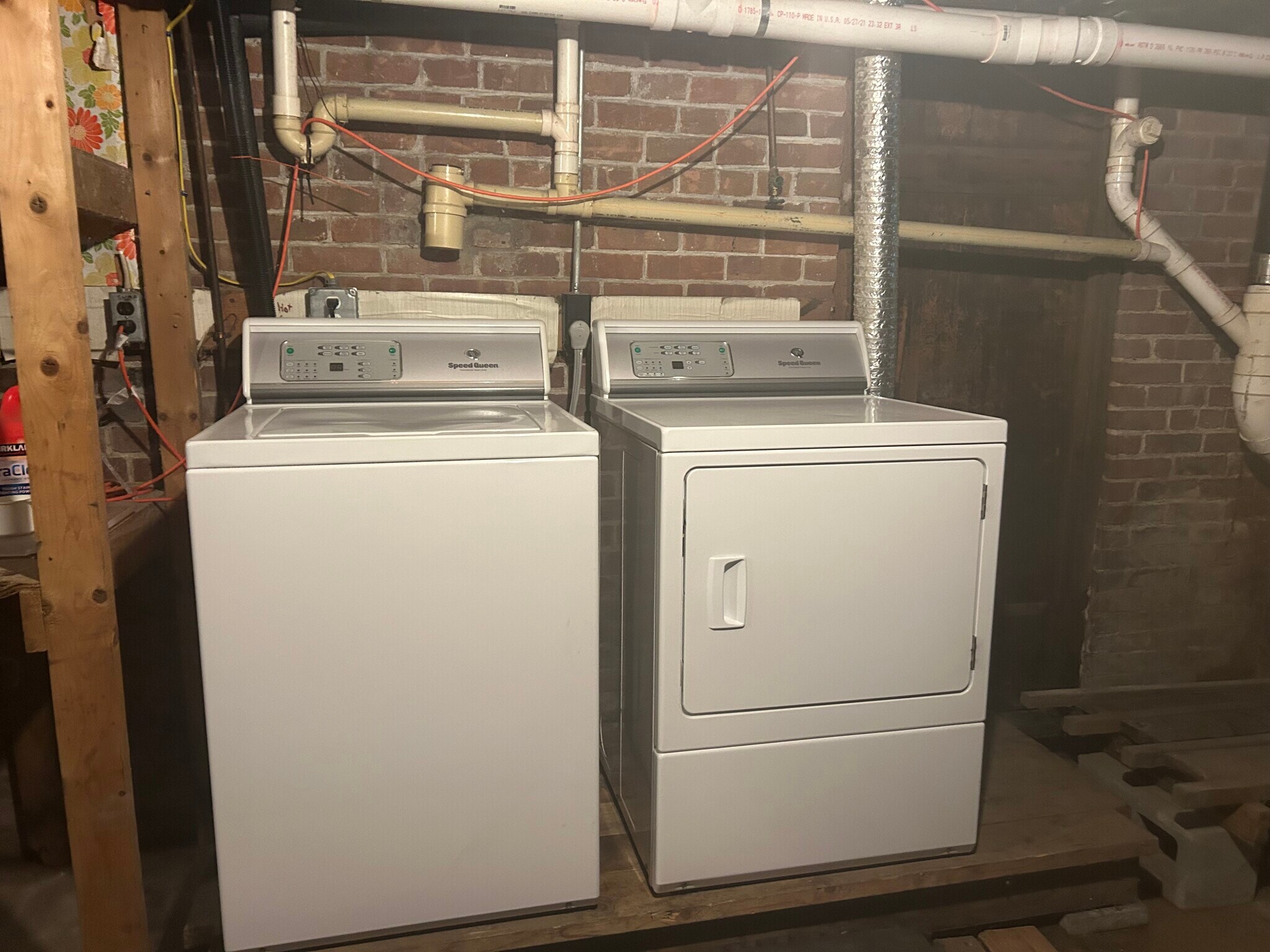 Building Photo - 30 Goldsmith St