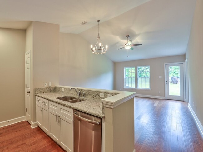 Building Photo - 927 Chase Creek Cir