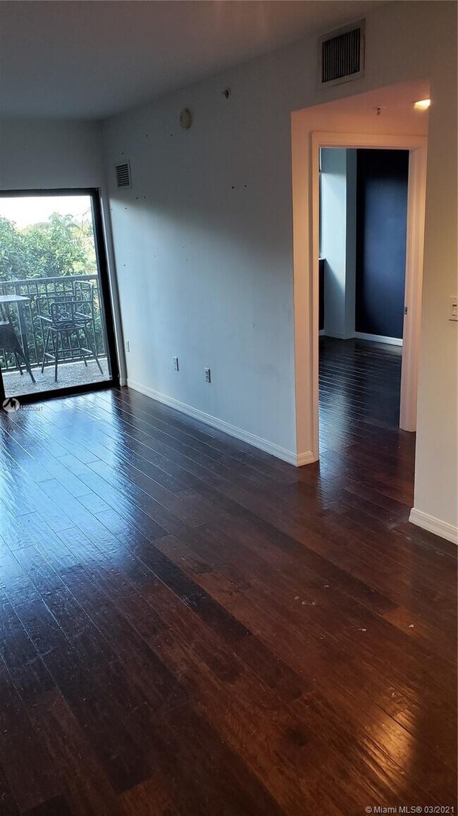 Building Photo - 3530 SW 22nd St