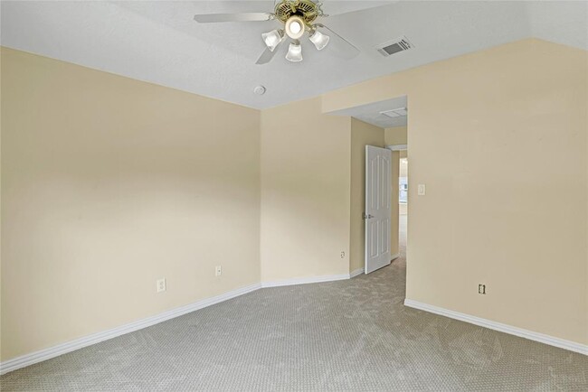 Building Photo - 2416 Spoonbill Dr