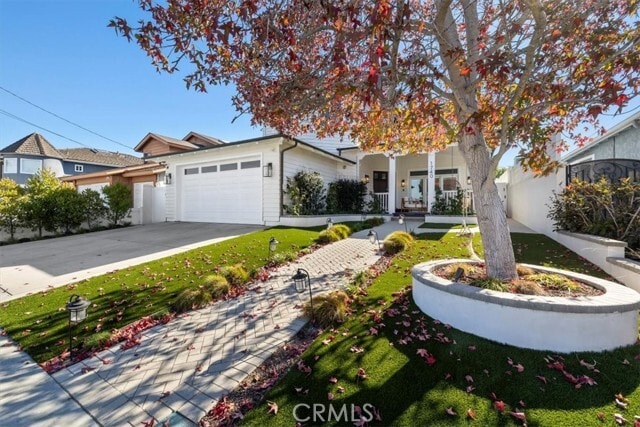 Building Photo - 1740 1st St