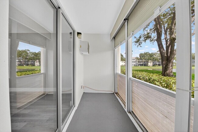 Building Photo - 91 Dorset C