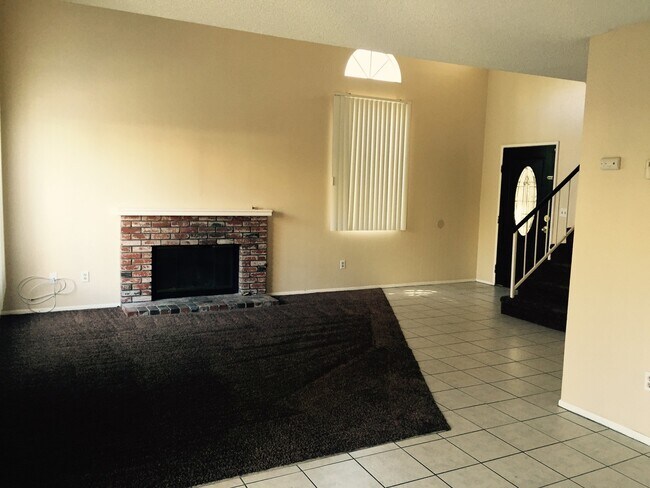 Building Photo - !! WOWWWW INCREDIBLE HOUSE FOR RENT IN BEAUTIFUL PEEPPER RIDGE AREA !!